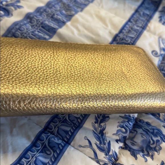 Michael Kors Gold Women's Wallet NWT - Picture 5 of 9